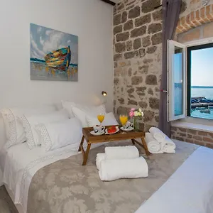  Apartment Seafront In Historical Cippico Castle Croatia